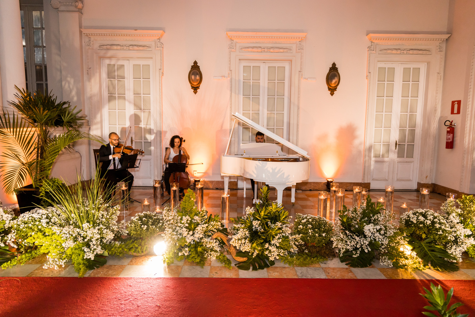 O CLÁSSICO BOLO DE VELAS DE MARTHA CANÇADO