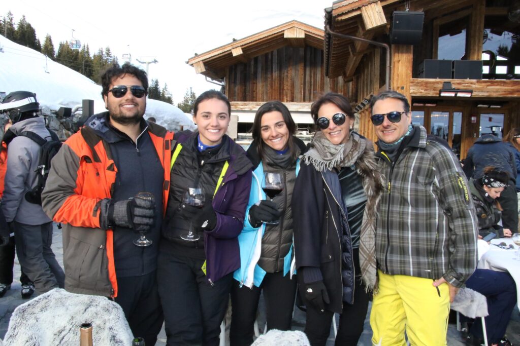 OS PAIS DO ANO DE 2025.