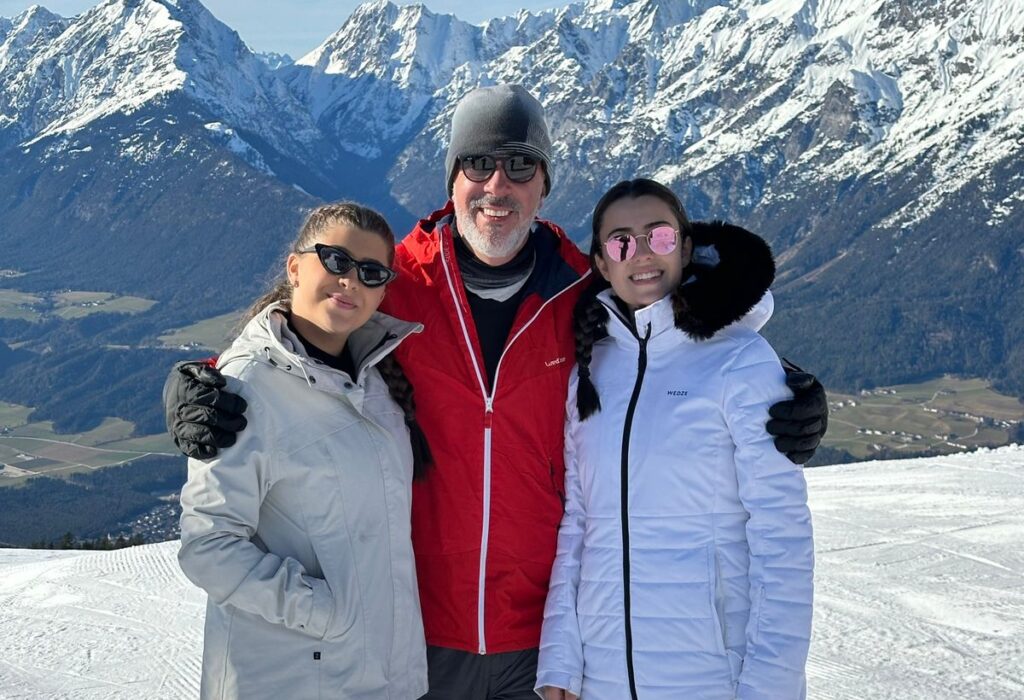 OS PAIS DO ANO DE 2025.