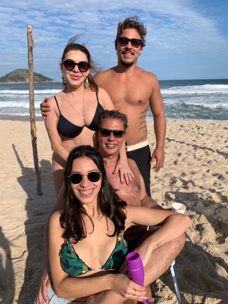 OS PAIS DO ANO DE 2025.