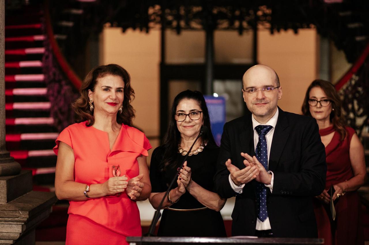 DO LÍBANO PARA O BRASIL.