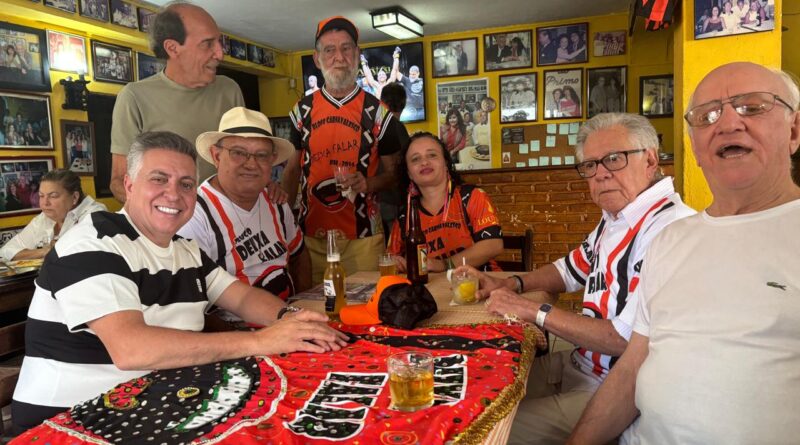 Almoço para o sócio honorário.